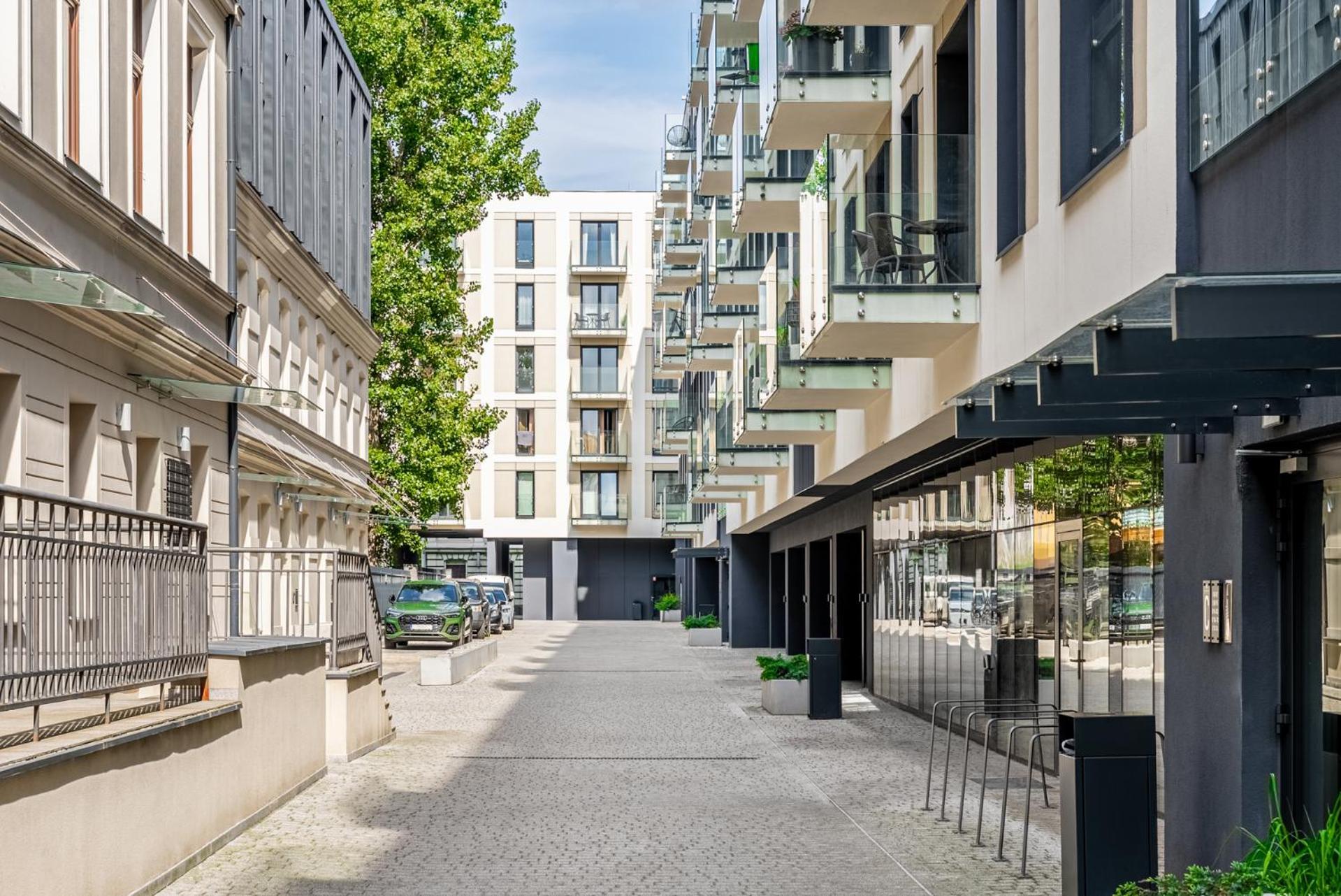 Regnum Noctis Piotrkowska 44 Appartement Łódź Buitenkant foto