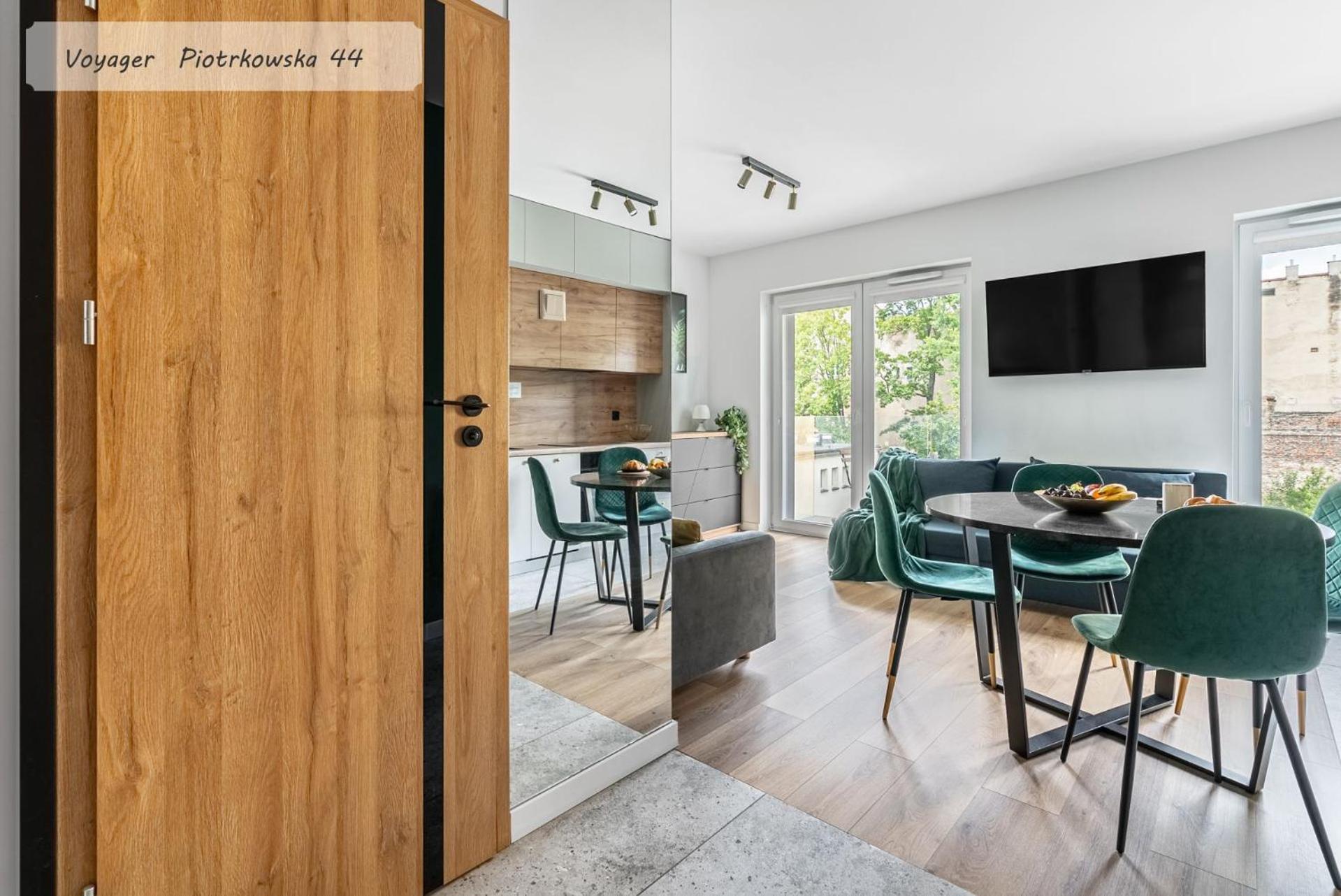 Regnum Noctis Piotrkowska 44 Appartement Łódź Buitenkant foto